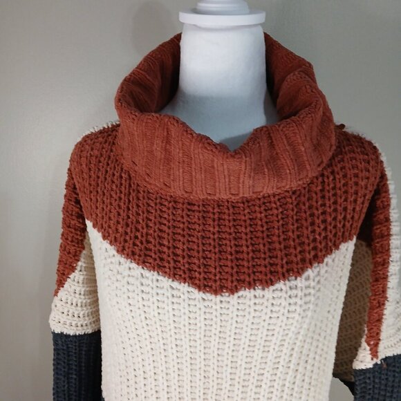 POL OVERSIZED TURTLENECK SWEATER BOLD CHEVRON STRIPES RUST CREAM NAVY WOMENS MED - Picture 6 of 8